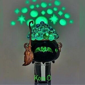 BBW Witch's Cauldron Color Changing Projector